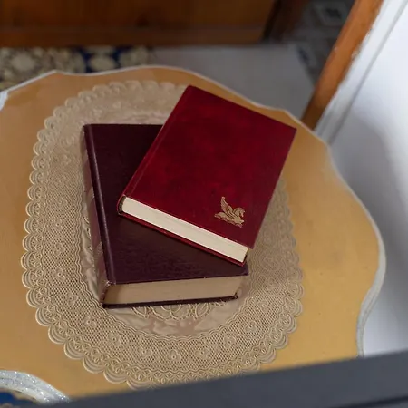 La Casa Di Pireess Apartman