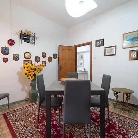 La Casa Di Pireess